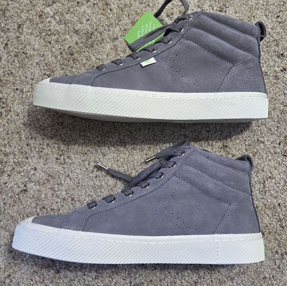 NIB Cariuma  OCA High Charcoal Grey Suede Sneaker - Picture 3 of 6
